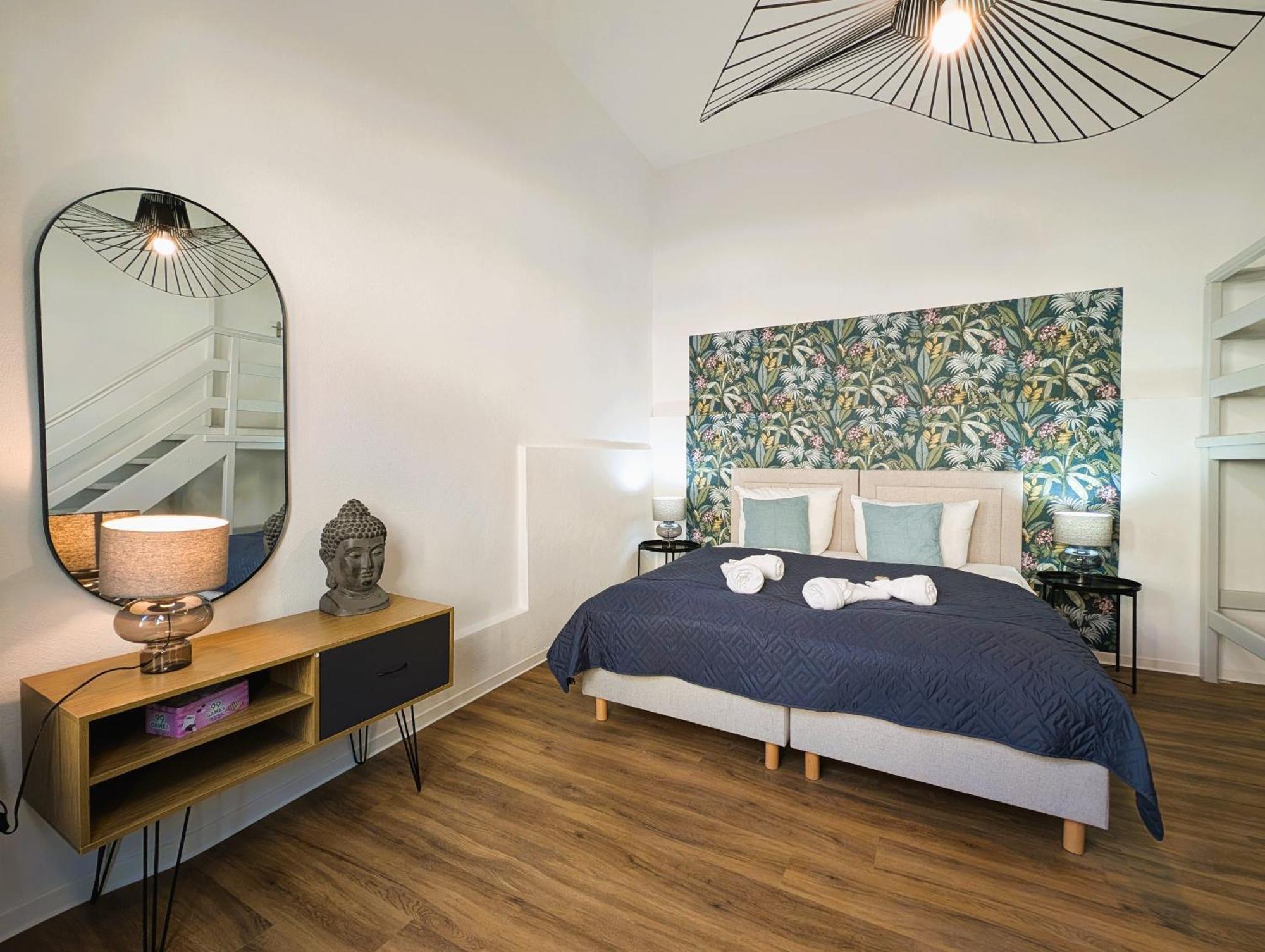 Bohnapartments - Topfmarkt Xxl Suiten - Neu In Top Zentrumslage, Vollausstattung, Wlan, Parkplaetze Ilmenau Eksteriør billede
